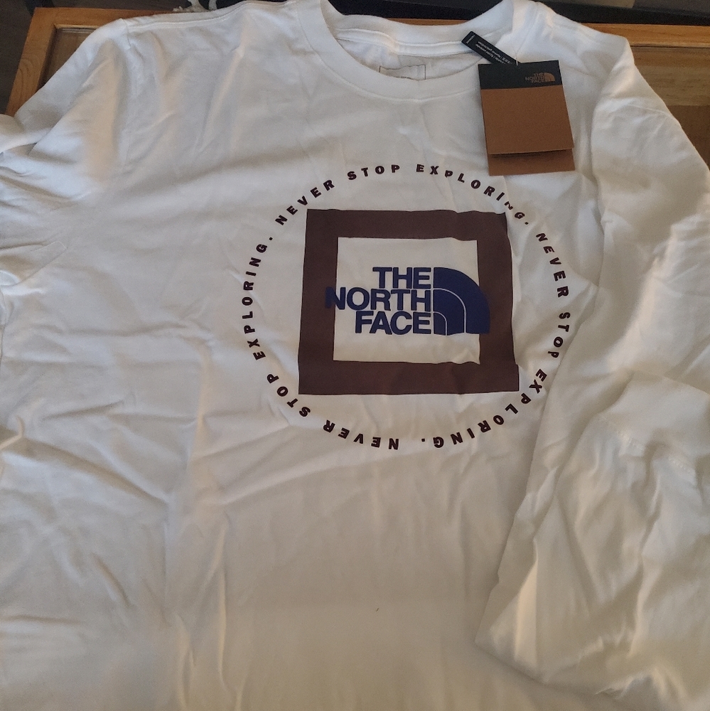 The North Face Long Sleeve - L
